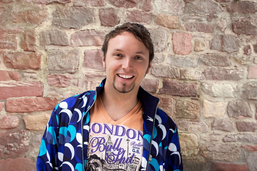Neuer HIT RADIO FFH Moderator Tobias Radloff aus Wiesbaden radioWOCHE